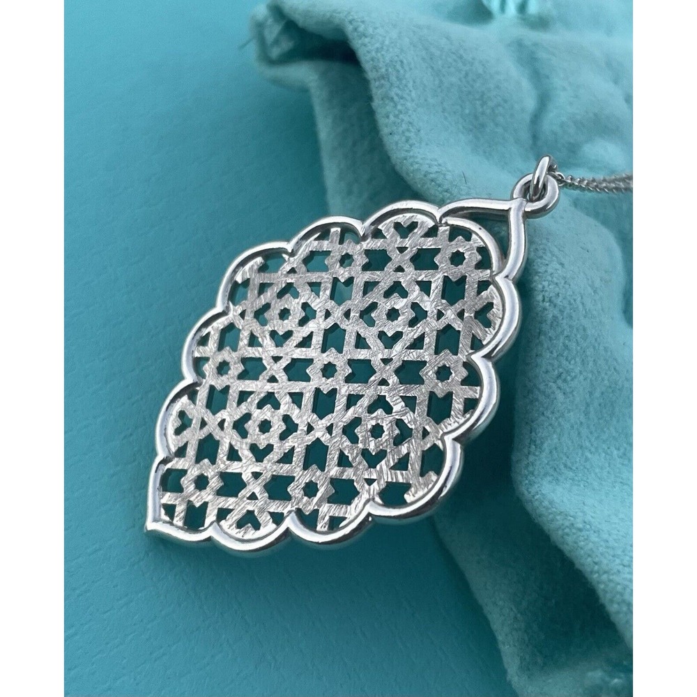 Tiffany & Co . 17" Silver 925 Paloma Picasso MARRAKESH Necklace Pendant - Large - Picture 7 of 14